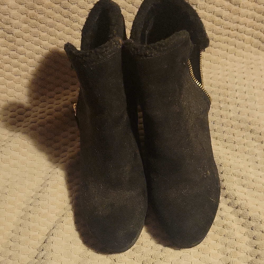 Shoe Dazzle Black Ankle Boots